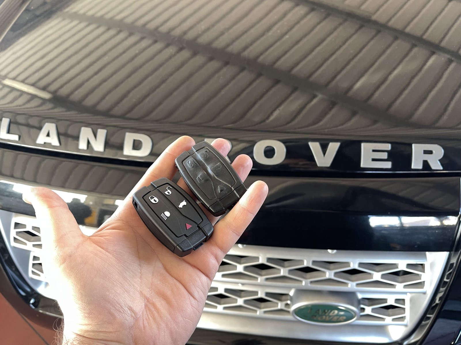 Land Rover — telecomando (modello precedente)